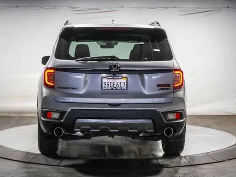 Used 2022 Honda Passport TrailSport image 3