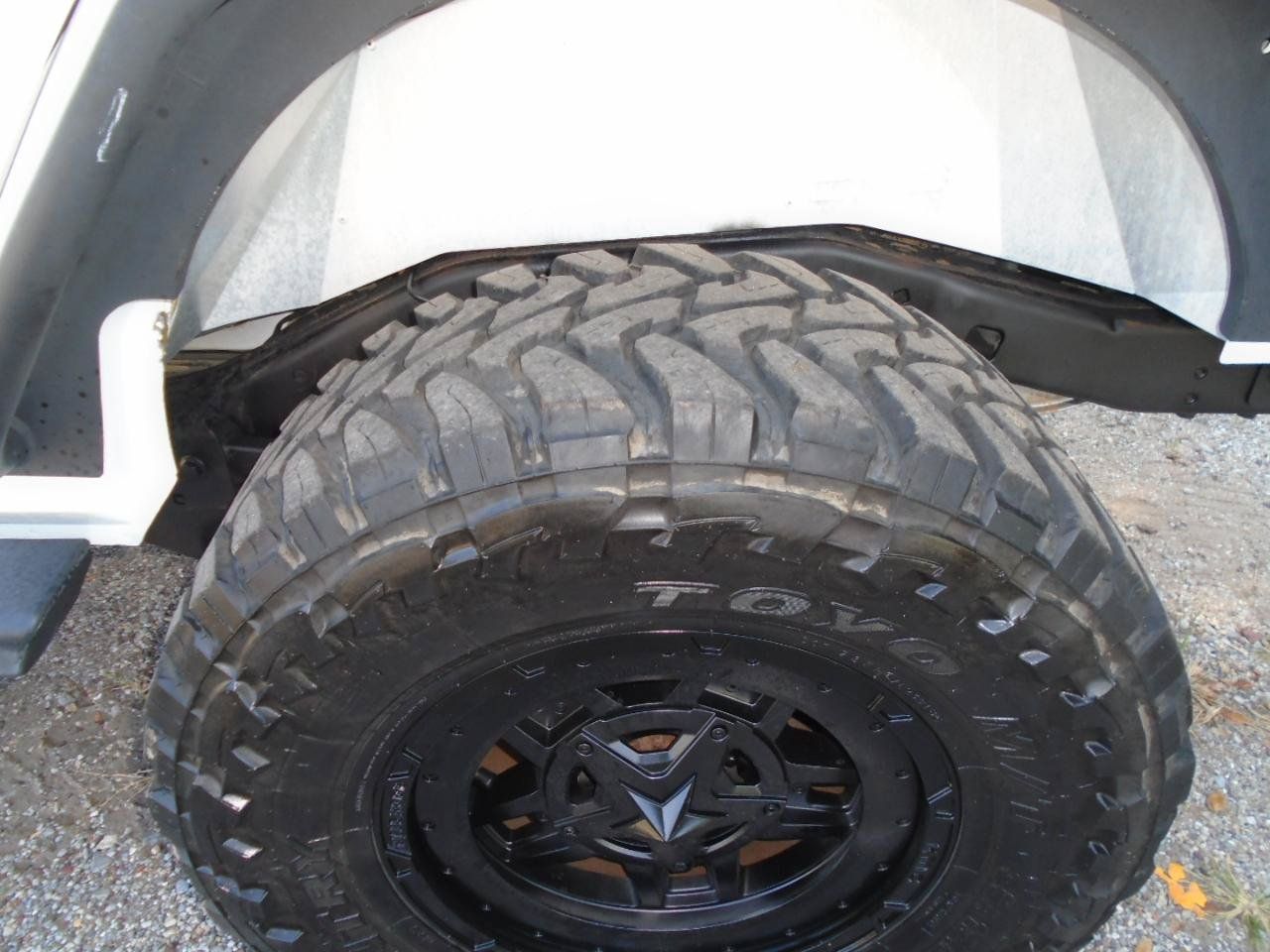 Used 2015 Jeep Wrangler Unlimited Sport w/ Quick Order Package 24S AWD/4WD image 17