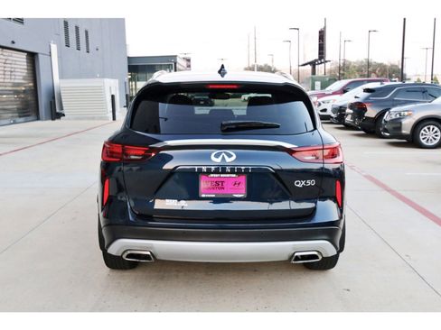 Used 2022 INFINITI QX50 Luxe image 7