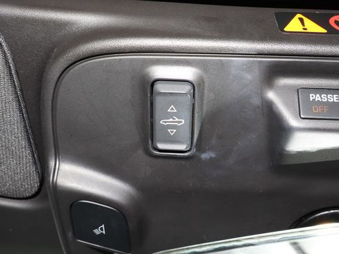 Used 2017 Chevrolet Camaro LT w/ Technology Package RWD image 25