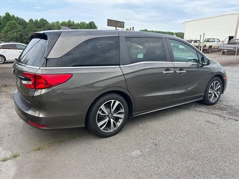 Used 2022 Honda Odyssey Touring image 10