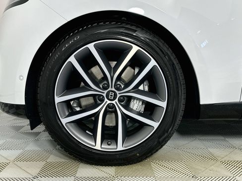 New 2027 Land Rover Range Rover SE AWD/4WD image 9