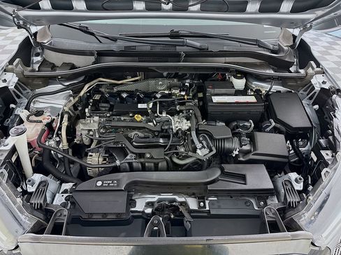 Used 2023 Toyota Corolla Cross LE image 29