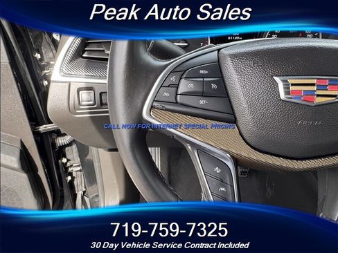 Used 2017 Cadillac XT5 Platinum w/ Driver Assist Package AWD/4WD image 17