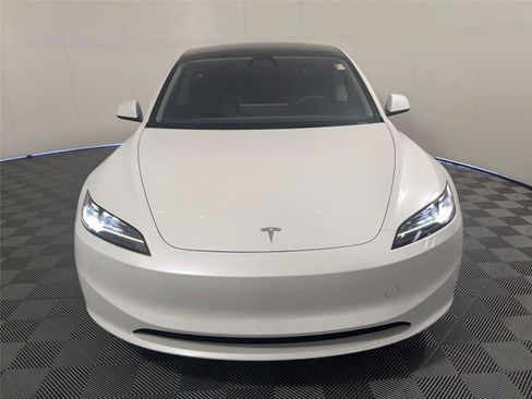 Used 2024 Tesla Model 3 RWD image 3