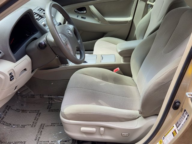 Used 2011 Toyota Camry LE w/ LE Extra-Value Pkg FWD image 11
