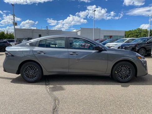 New 2027 Nissan Sentra SV FWD image 6