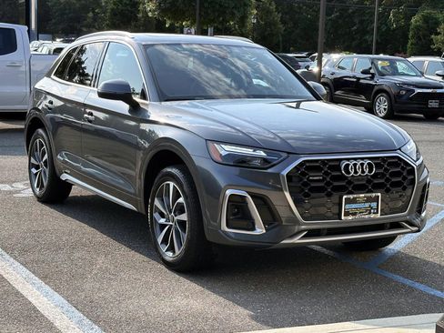 Used 2023 Audi Q5 2.0T Premium Plus w/ Premium Plus Package AWD/4WD image 5