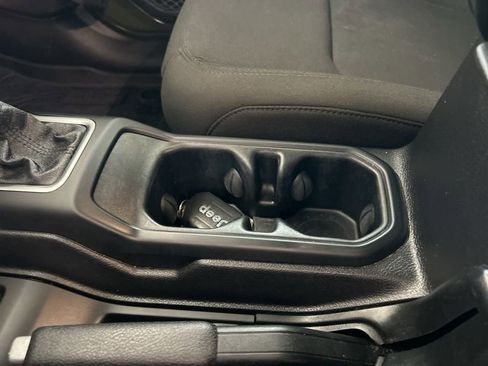 Used 2021 Jeep Wrangler Unlimited Sport image 44