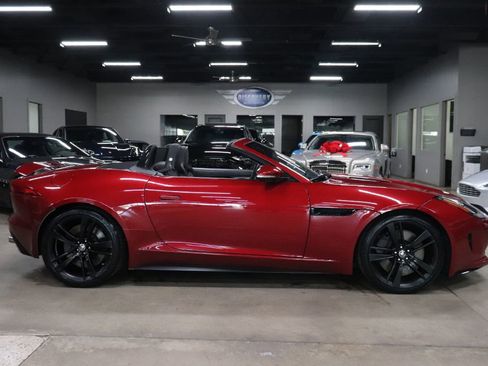 Used 2014 Jaguar F-TYPE S image 12