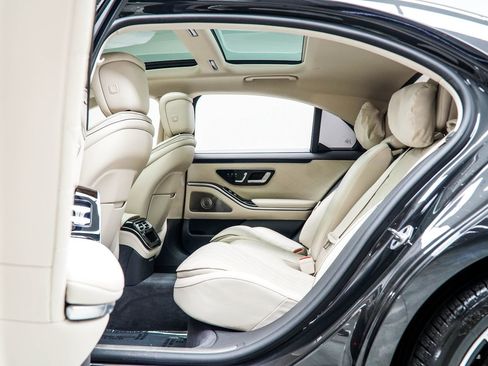 Used 2021 Mercedes-Benz S 580 4MATIC Sedan image 41