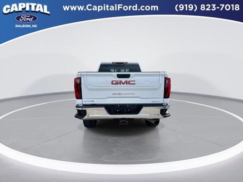 Used 2024 GMC Sierra 2500 SLT w/ SLT Premium Package image 7