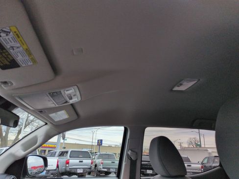 Used 2023 Toyota Tacoma SR image 21