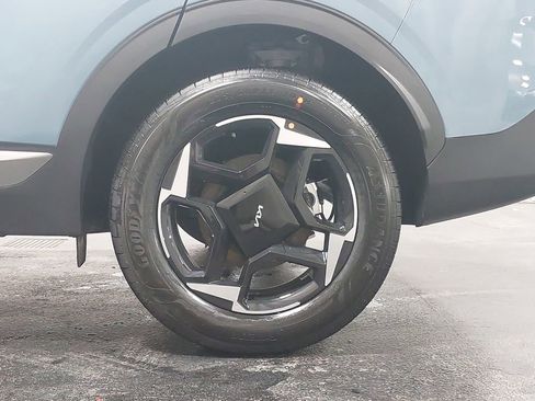 New 2026 Kia Sportage EX image 34