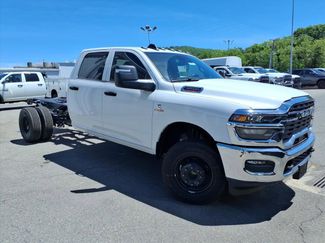 New 2026 RAM 3500 Tradesman AWD/4WD video 2