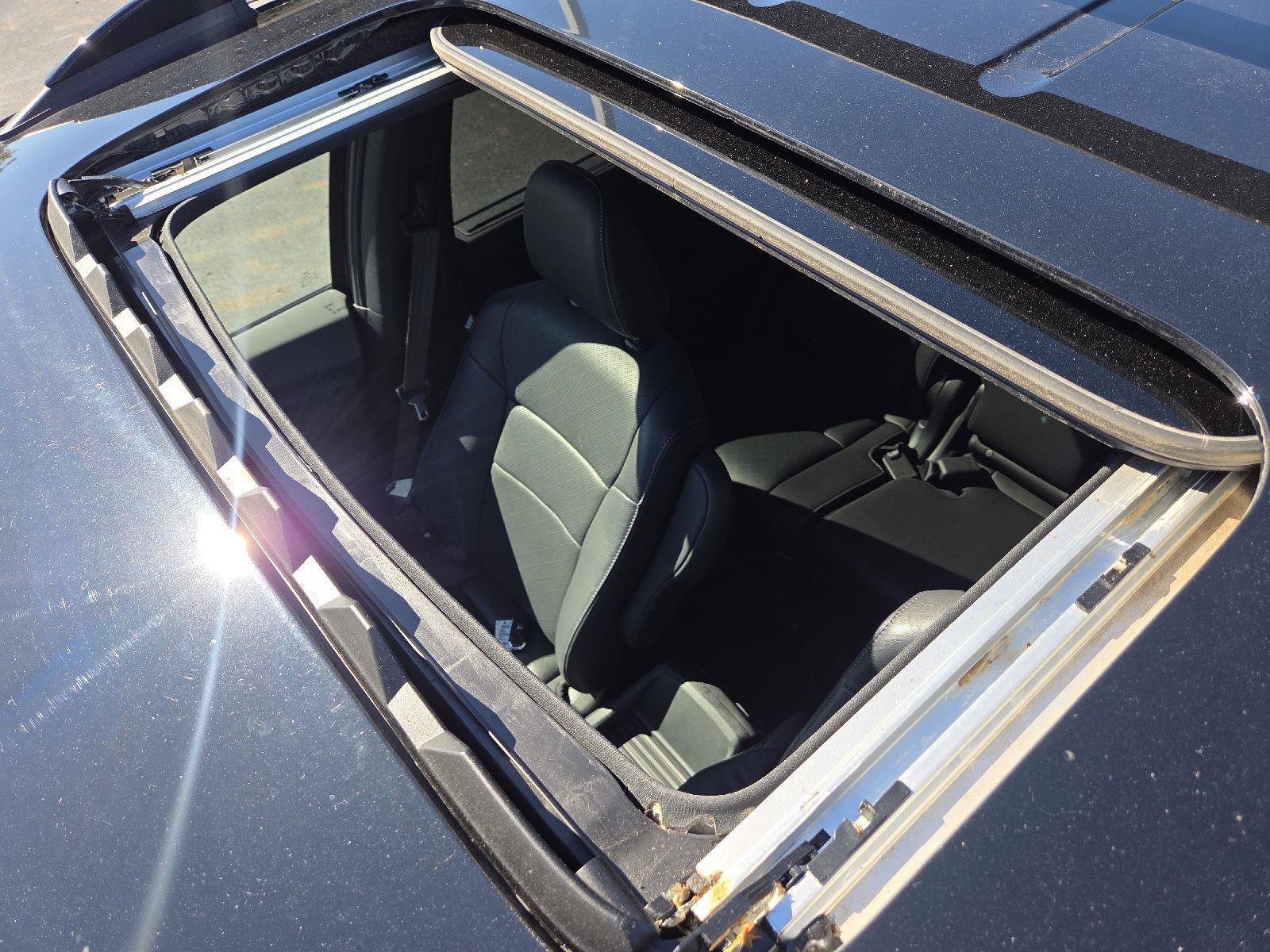 Used 2021 Honda Passport Touring image 3