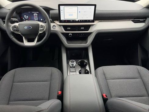 New 2026 Ford Explorer Active RWD image 38