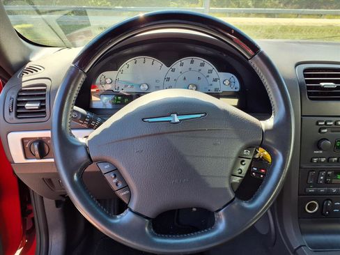 Used 2002 Ford Thunderbird Deluxe image 12