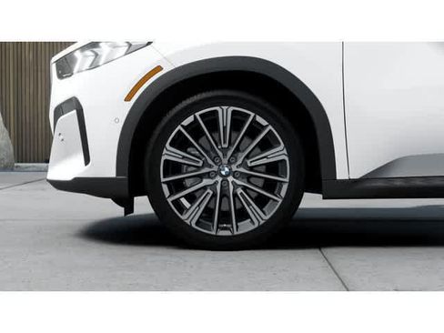 New 2027 BMW X2 xDrive28i AWD/4WD image 8