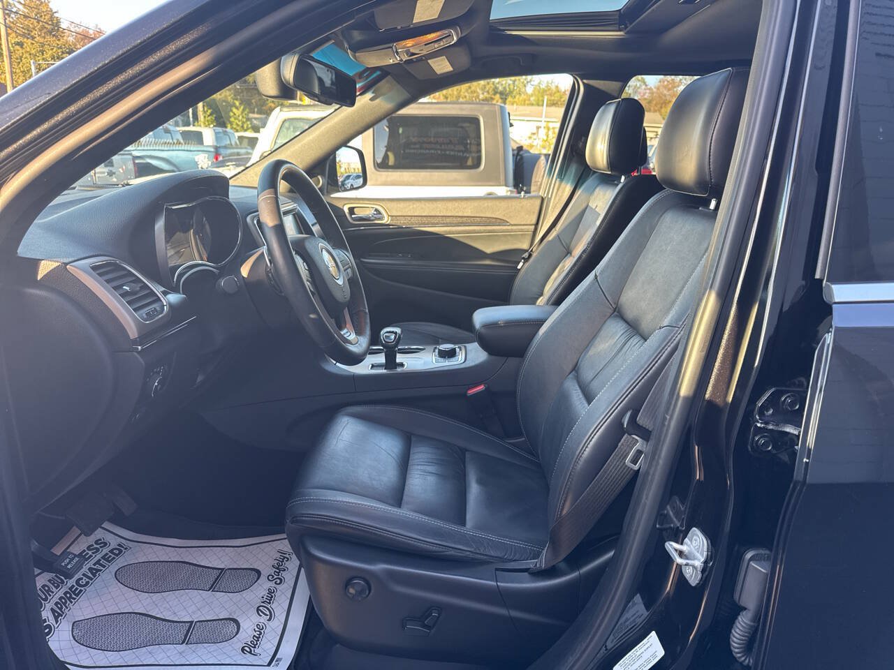 Used 2014 Jeep Grand Cherokee Limited AWD/4WD image 13