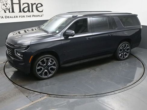 New 2026 Chevrolet Suburban RST w/ Advanced Technology Package image 23