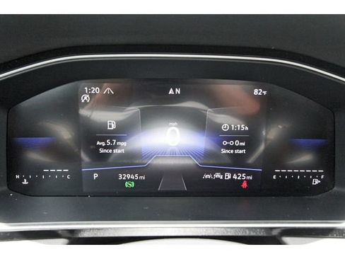 Used 2025 Volkswagen Jetta Sport FWD image 15
