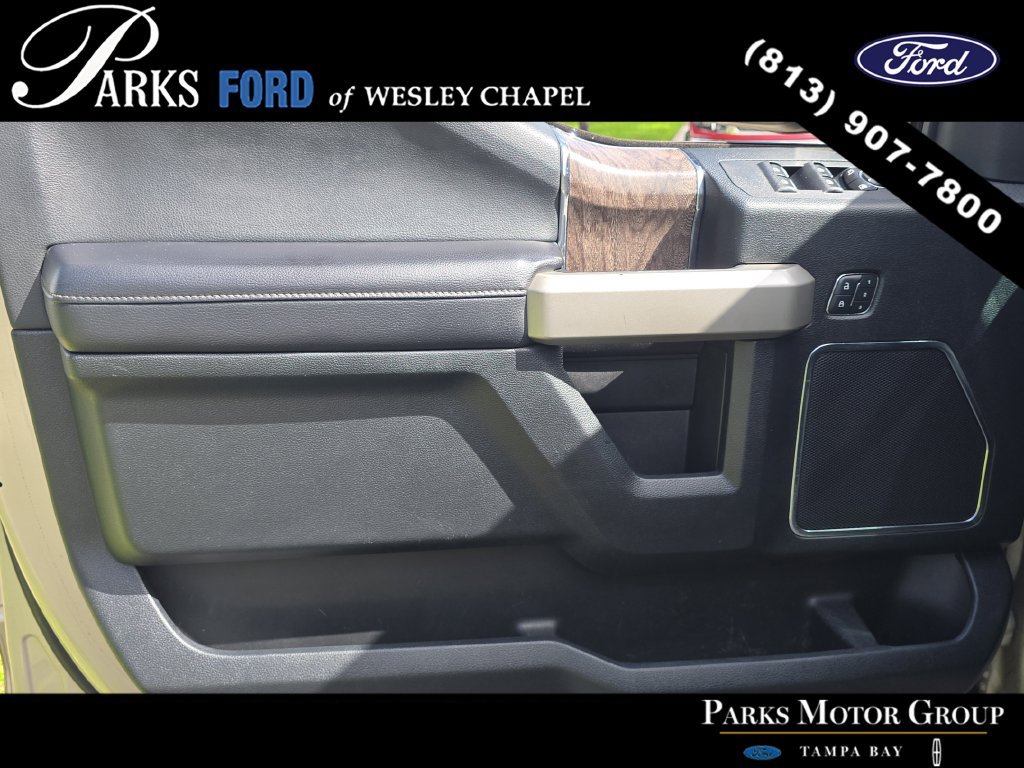 Used 2017 Ford F250 Lariat w/ Lariat Ultimate Package AWD/4WD image 15