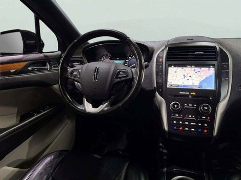 Used 2019 Lincoln MKC Select w/ Select Plus Package image 38