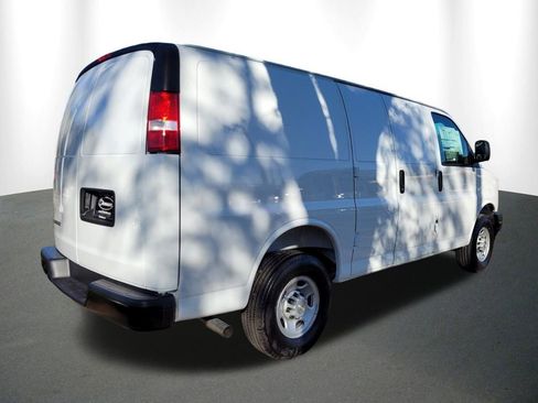 New 2025 Chevrolet Express 2500 w/ Driver Convenience Package image 16