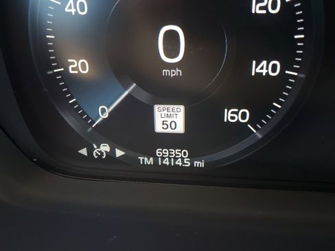 Used 2021 Volvo XC90 T6 Inscription w/ Advanced Package image 24