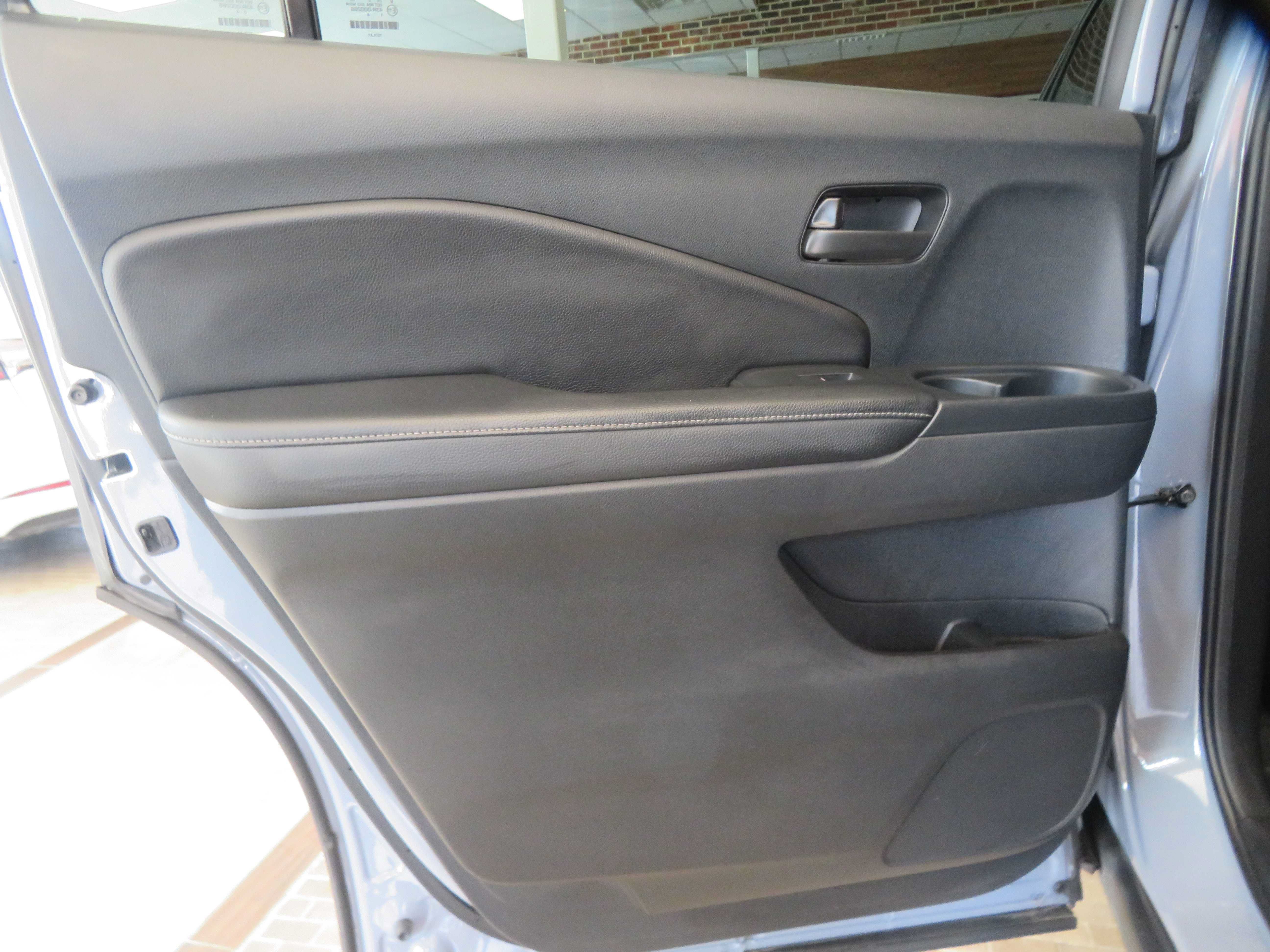 Used 2022 Honda Passport EX-L image 18