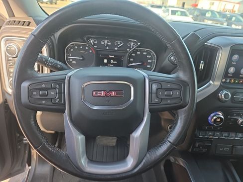 Used 2022 GMC Sierra 1500 SLT w/ SLT Premium Plus Package AWD/4WD image 14