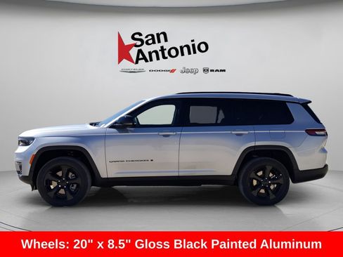 New 2025 Jeep Grand Cherokee L Limited w/ Black Appearance Package image 5