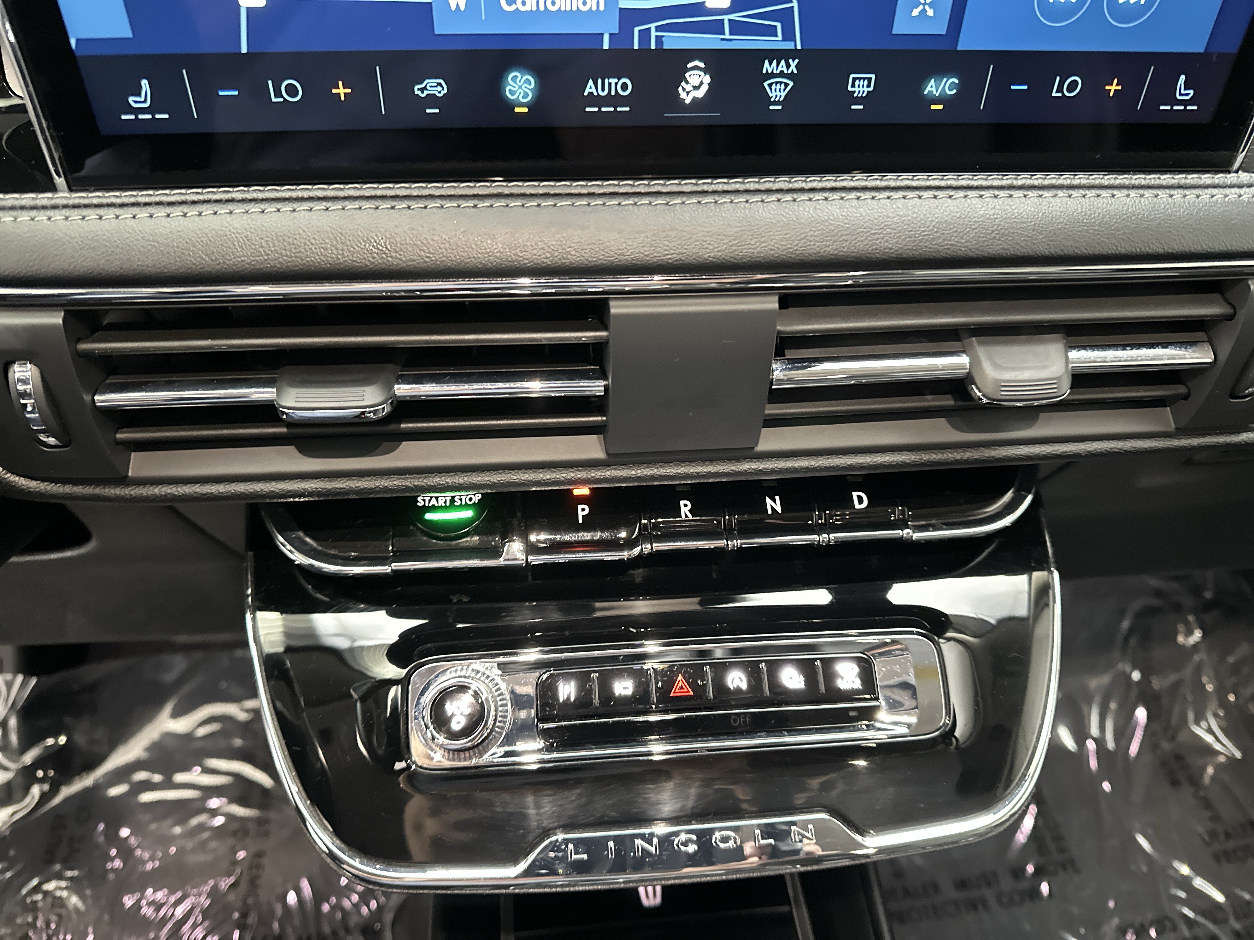 Used 2023 Lincoln Corsair Reserve AWD/4WD image 35