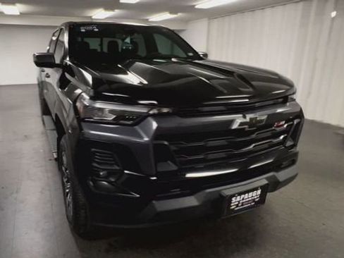 Certified 2024 Chevrolet Colorado LT w/ LT Convenience Package III image 3