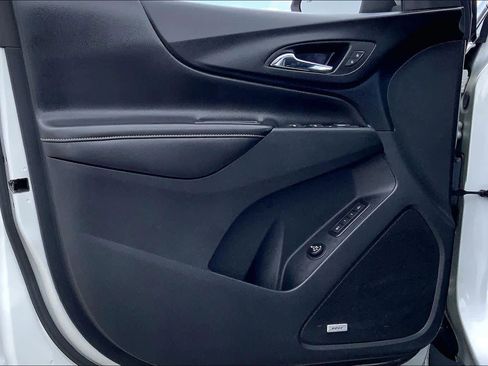 Used 2022 Chevrolet Equinox Premier image 21