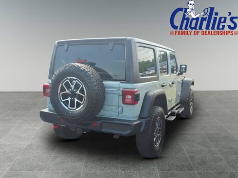 Used 2024 Jeep Wrangler Unlimited Rubicon AWD/4WD image 4