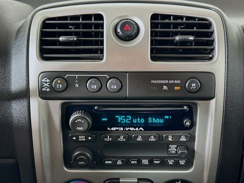 Used 2009 Chevrolet Colorado LT w/ Power Convenience Package AWD/4WD image 19