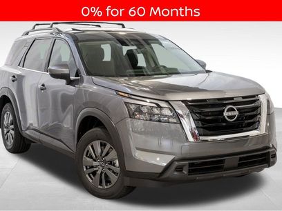 New 2025 Nissan Pathfinder SV