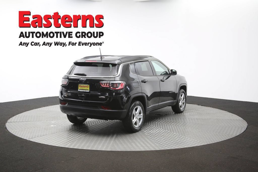 Used 2023 Jeep Compass Latitude AWD/4WD image 44