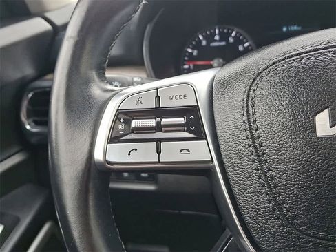 Used 2022 Kia Telluride EX w/ EX Premium Package image 16