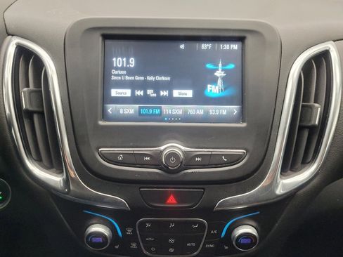 Used 2018 Chevrolet Equinox LT image 25