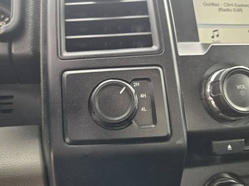 Used 2018 Ford F150 XL w/ Equipment Group 101A Mid AWD/4WD image 17