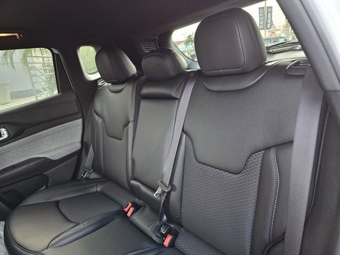 New 2026 Jeep Compass Latitude image 24