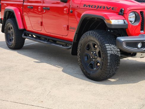 Used 2023 Jeep Gladiator Mojave w/ Trailer Tow Package AWD/4WD image 11