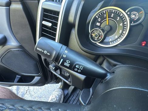 Used 2021 RAM 1500 Big Horn AWD/4WD image 16