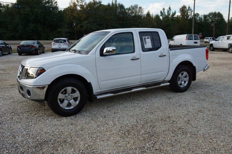 Used 2009 Nissan Frontier SE w/ SE Value Truck Pkg RWD image 10