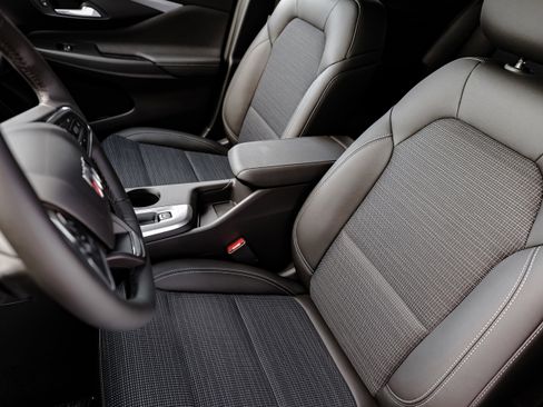 New 2025 Buick Envista Preferred w/ Convenience I Package image 8