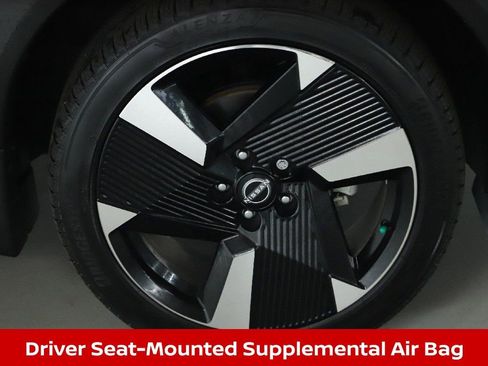 Certified 2025 Nissan Kicks SR w/ SR Premium Package image 12