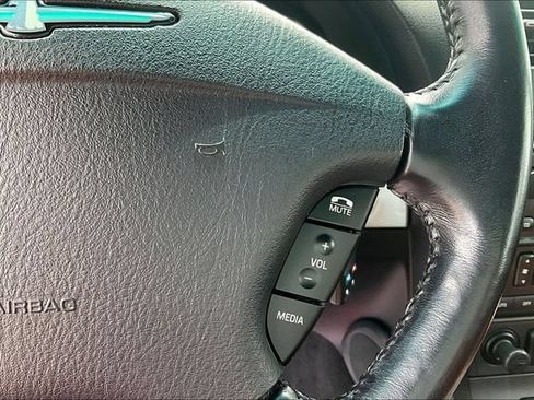 Used 2003 Ford Thunderbird RWD image 11